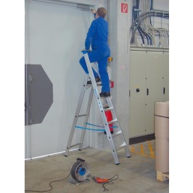 STA_StuStehL_1x6---_IN01E