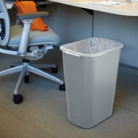 fg295700gray-rcp-refuse-utility-inuse-alt_low