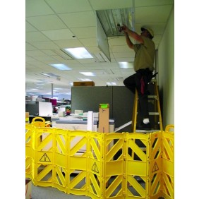 fg9s1100yel_mobile_barrier_2_low