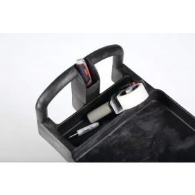 fg450058bla_handle_detail_propped_1_xl_low